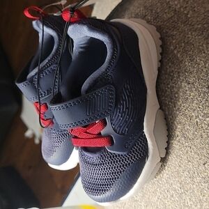 Cat & Jack's boys toddler sz 5 navy red athletic tennis shoes new with tags